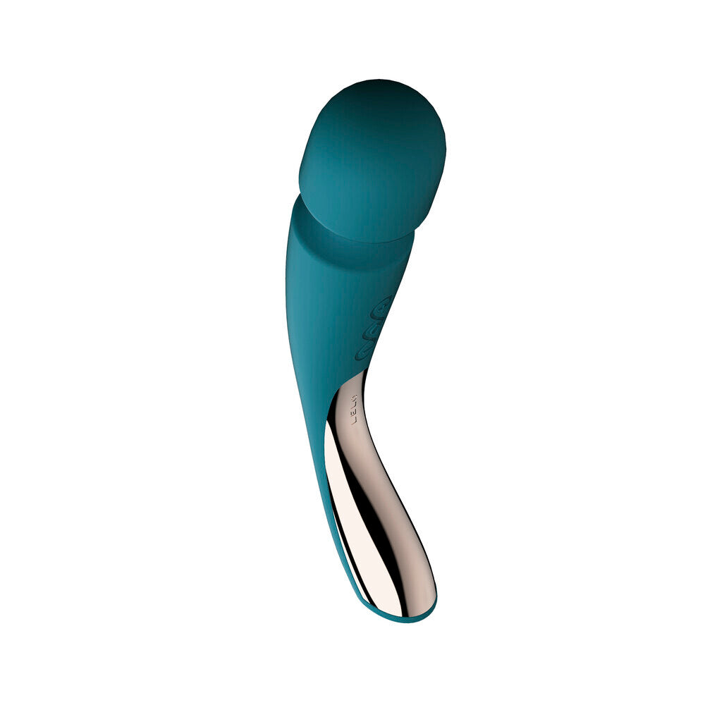 Lelo Smart Wand 2 Med Ocean Blue | Detail | "smart control interface - detail view"