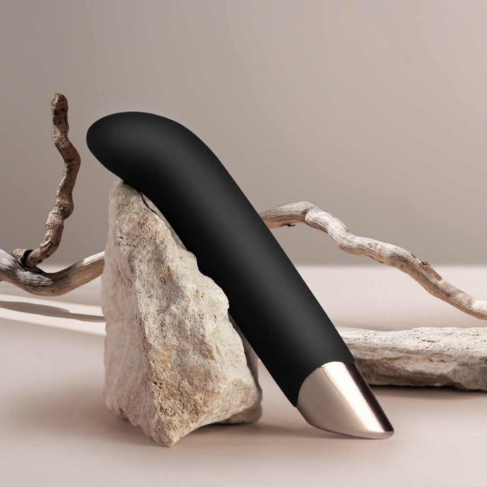 Rocks Off Chaiamo GSpot Vibrator | Angle View | Complete Design