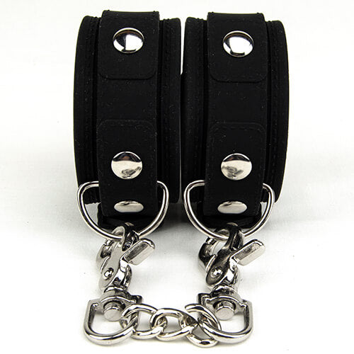Bound to Please Universal Silicone Cuffs | Detail View | Lock mechanism close-up