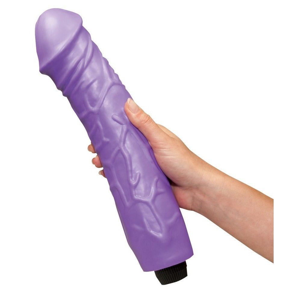 Queeny Love Giant Lover Vibrator|Side View|"lover detail - side view"