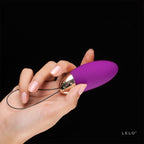 Lelo-Lyla-2-Deep-Rose-Vibrating-Bullet|Kit View|"complete pleasure set-kit view"