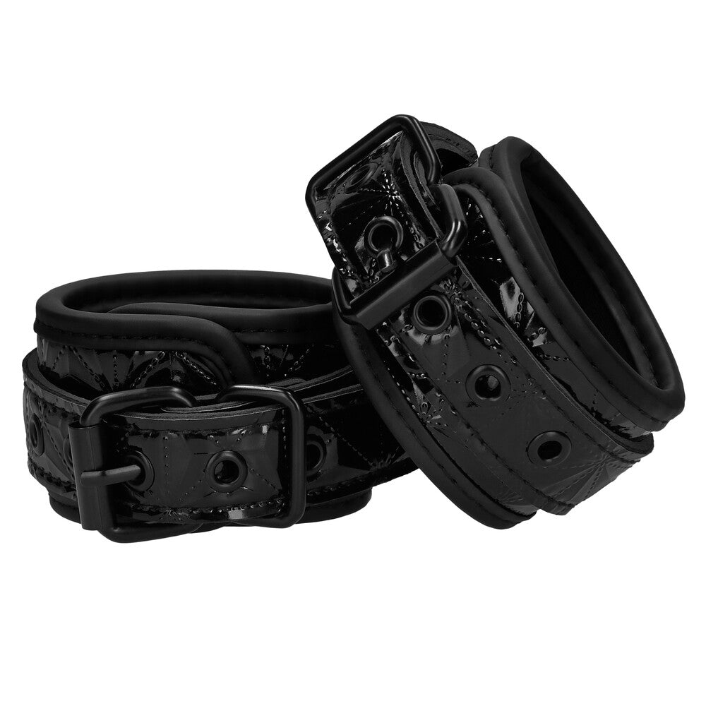 Ouch Luxury Black Hand Cuffs|Front View|"luxury cuffs-front view"|