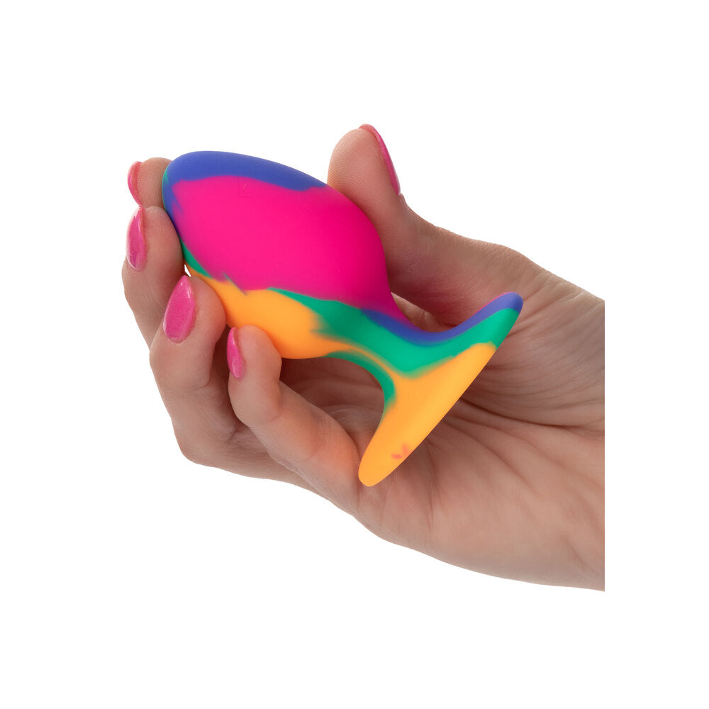 Cheeky Medium Tie Dye Butt Plug|Detail View|"medium features-detail view"|