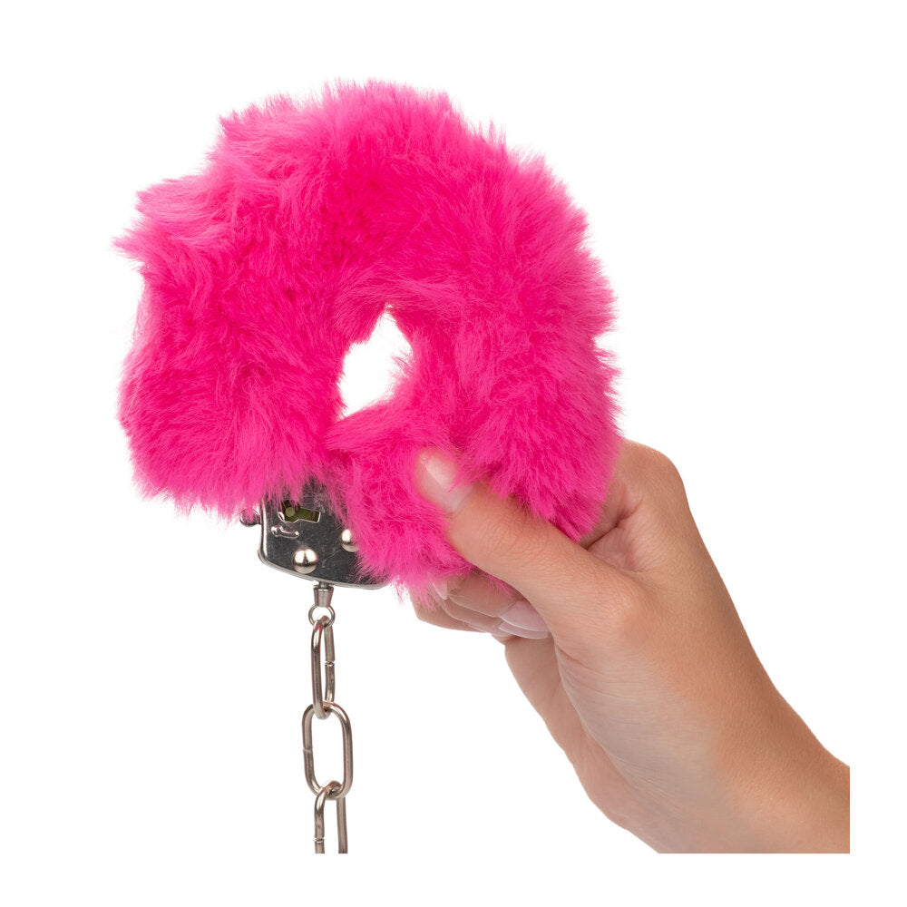 Ultra Fluffy Furry Cuffs Pink|Detail View|"fluff features-detail view"|
