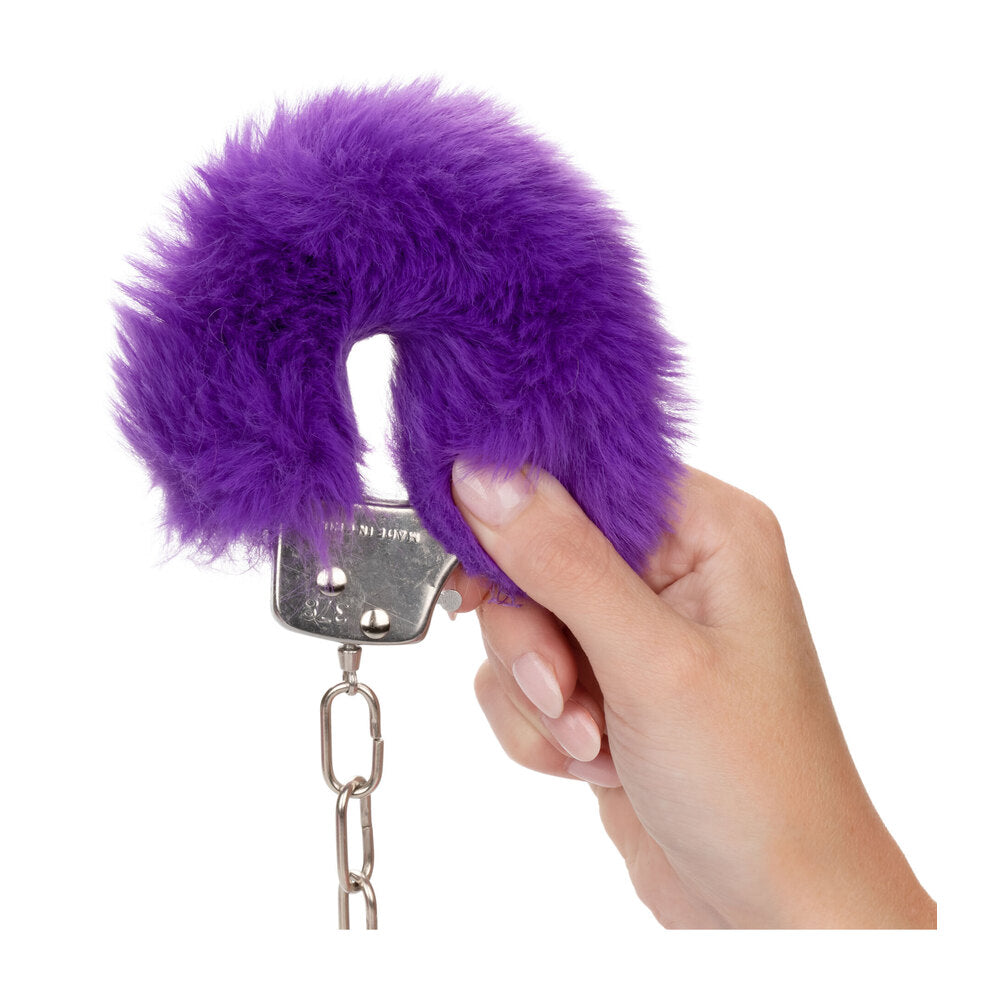 Ultra Fluffy Furry Cuffs Purple|Detail View|"fluff features-detail view"|